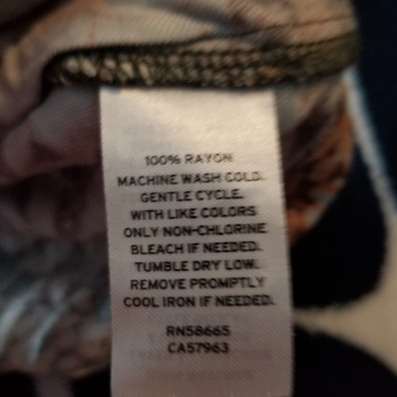 Treasure & bond girls shirt size L (10 & 12) - Picture 2 of 5